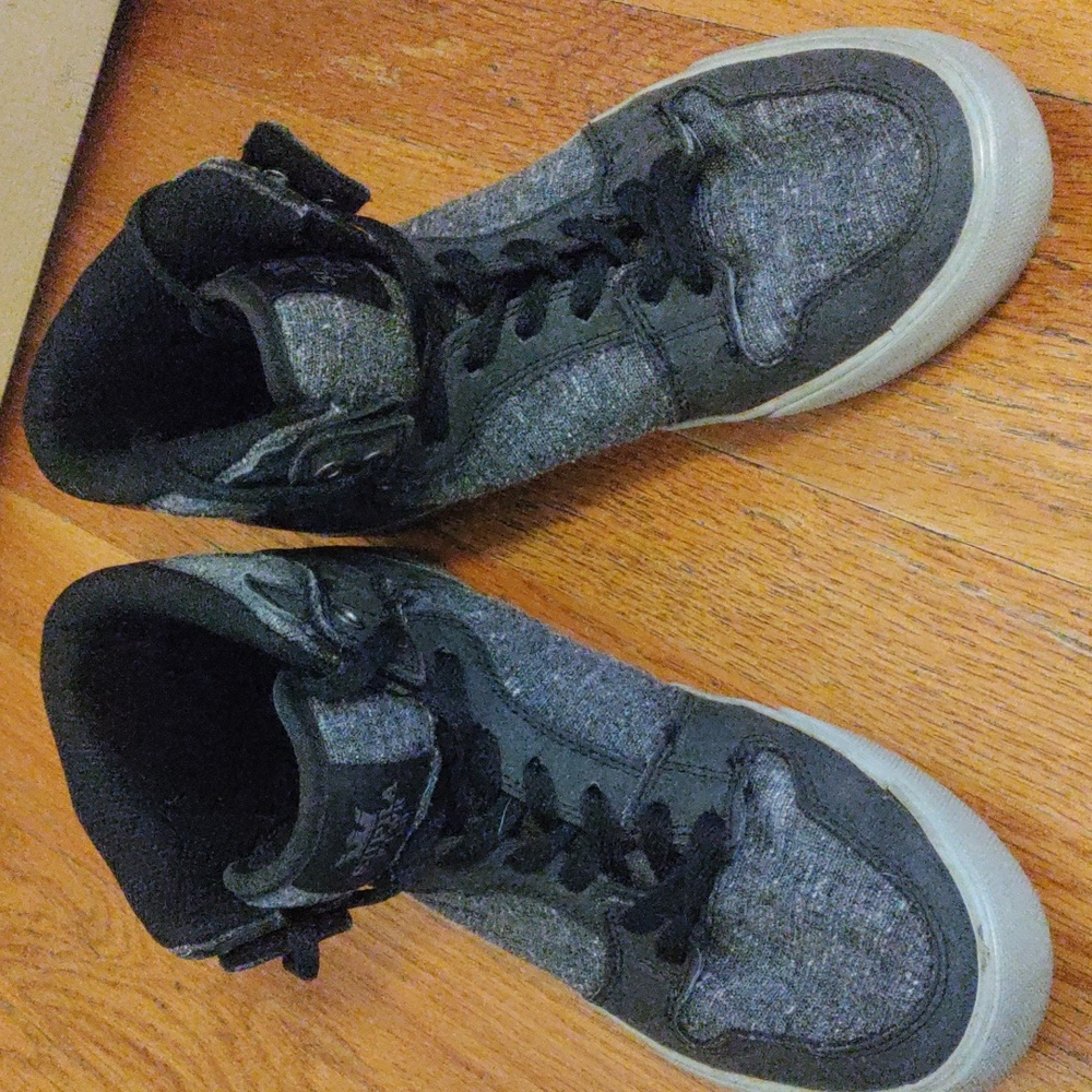Supra skate sneakers size mens 7.5 gray and black